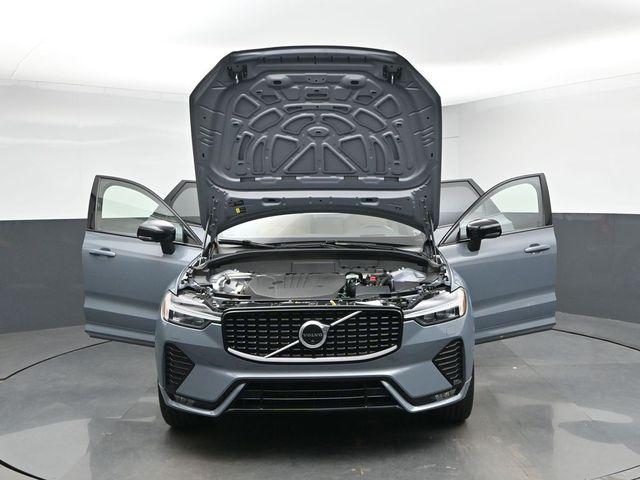 2023 Volvo XC60 B5 ULTIMATE DARK THEME — миниатюра 50