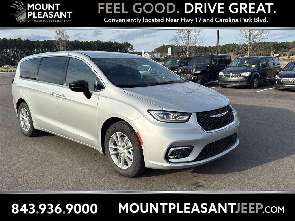 New 2026 Chrysler Pacifica L