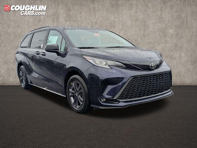New 2026 Toyota Sienna XSE 7 Passenger