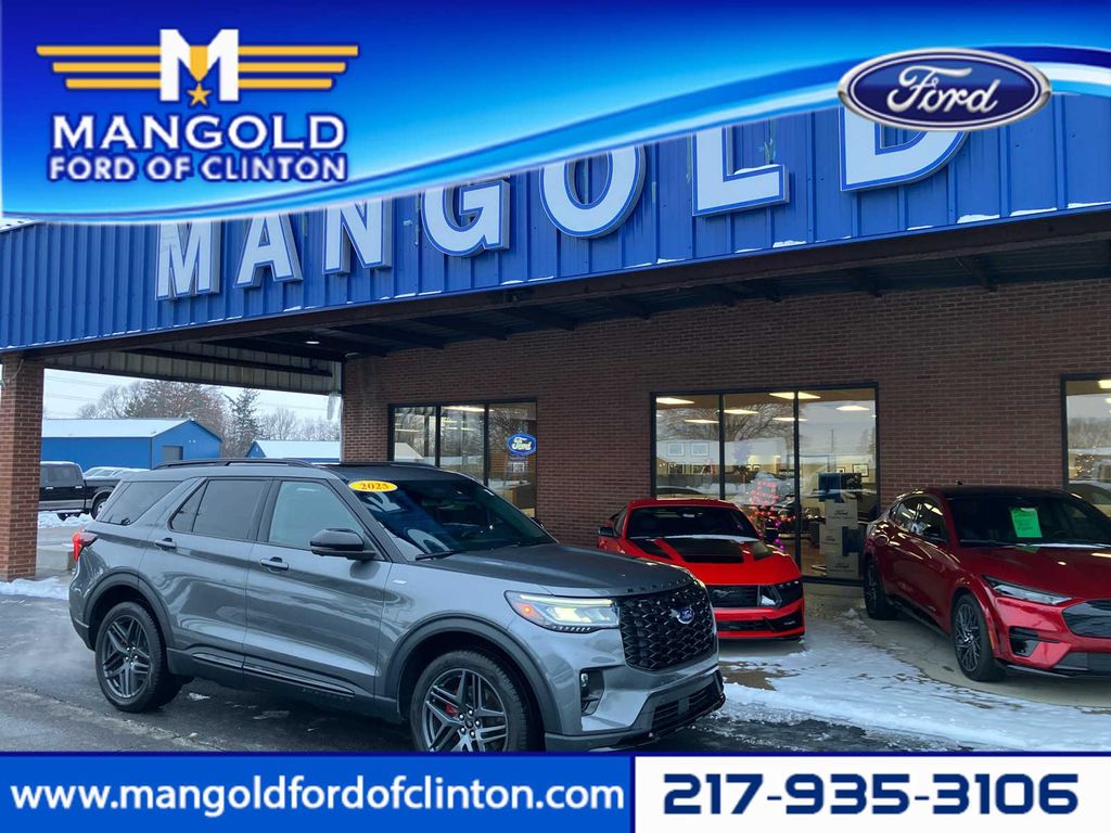 Used 2025 Ford Explorer ST-Line