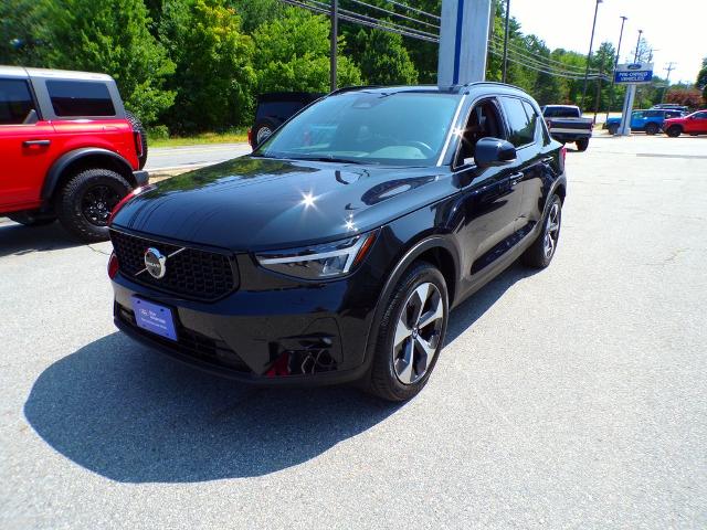 2025 Volvo XC40 B5 PLUS DARK THEME 照片 3