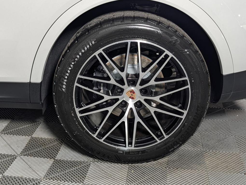 صورة مصغرة 12 لـ 2026 Porsche CAYENNE AWD