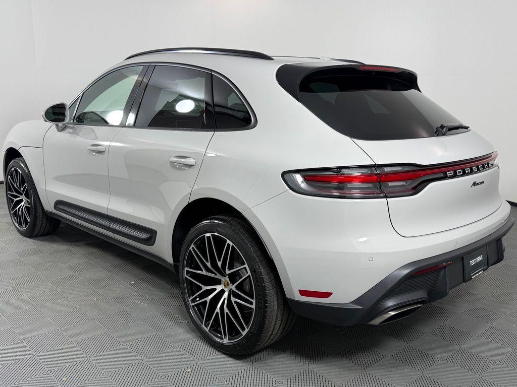 2026 Porsche MACAN BASE 照片 3