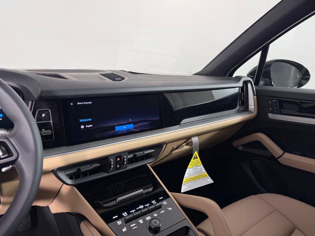 2026 Porsche CAYENNE BASE — миниатюра 24