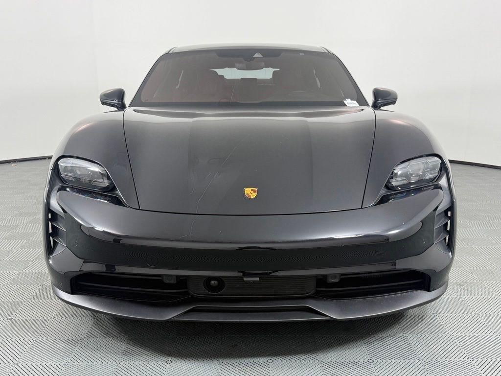 صورة 10 لـ 2024 Porsche TAYCAN 4S