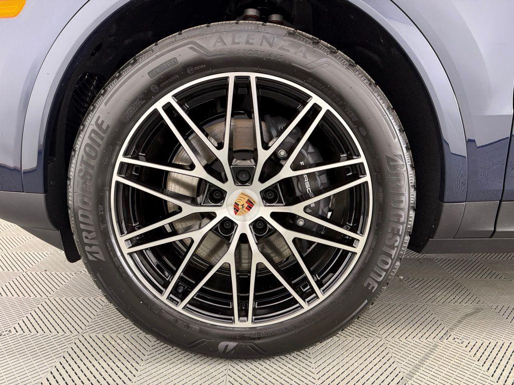 2026 Porsche CAYENNE BASE 缩略图 13