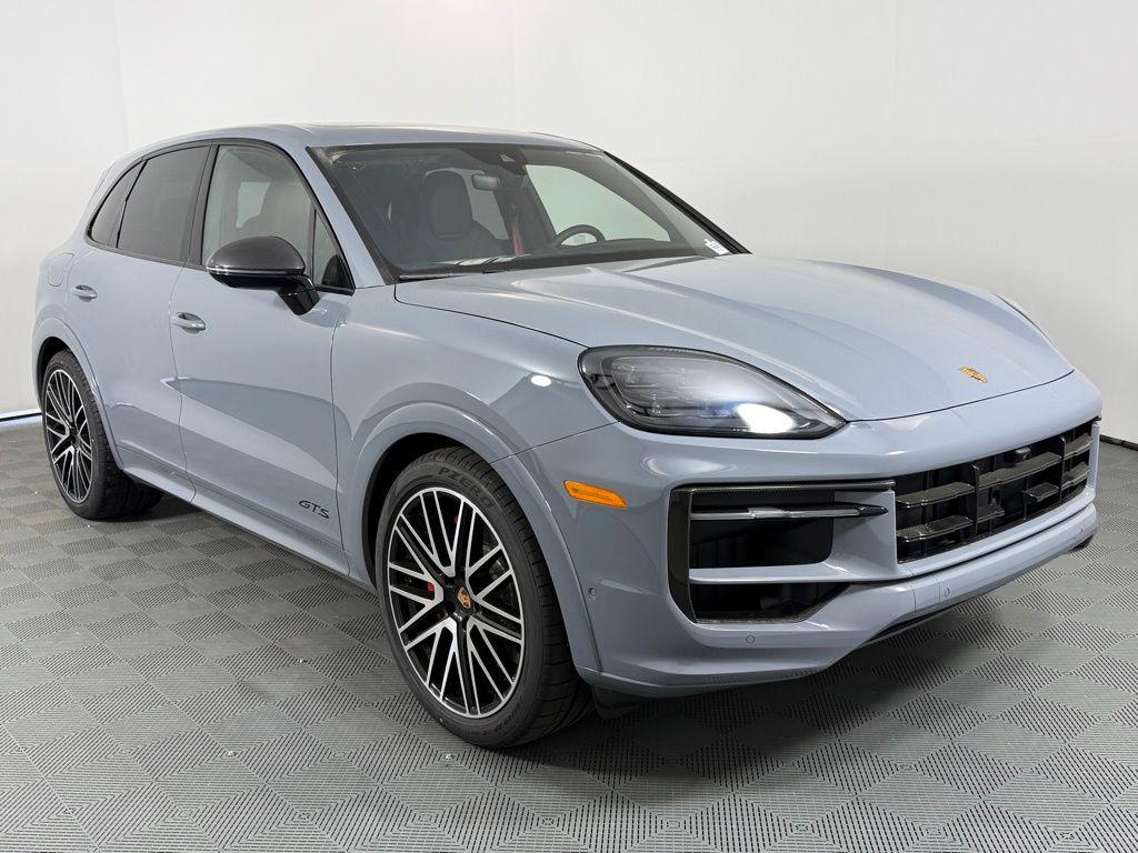 PORSCHE CAYENNE - 9