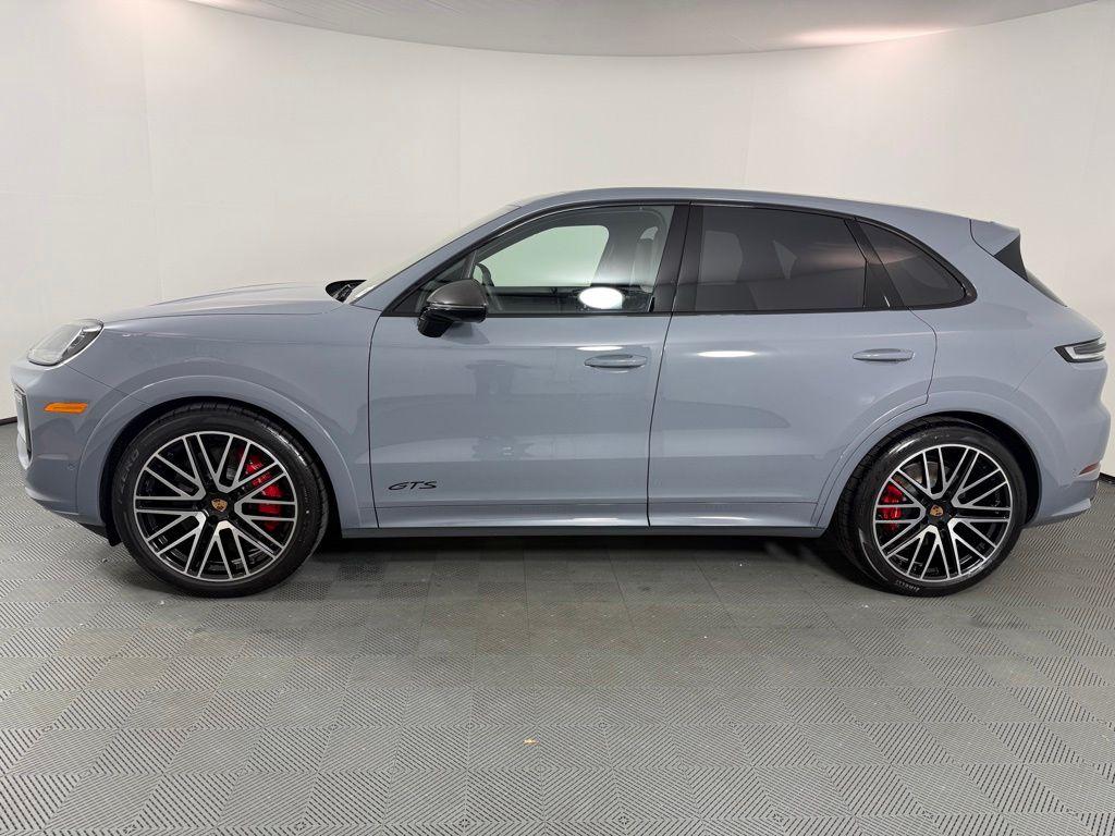 PORSCHE CAYENNE GTS - 2