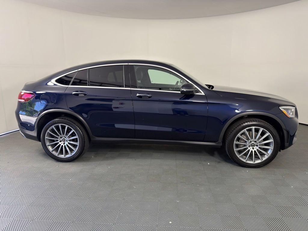 MERCEDES-BENZ GLC - 8