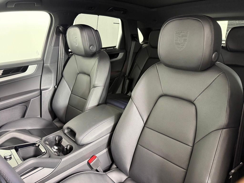 صورة 5 لـ 2026 Porsche CAYENNE BASE