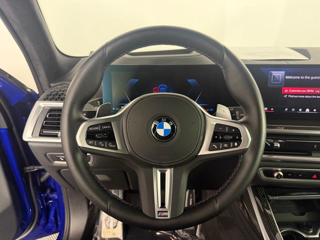 صورة مصغرة 24 لـ 2025 BMW X7 M60I