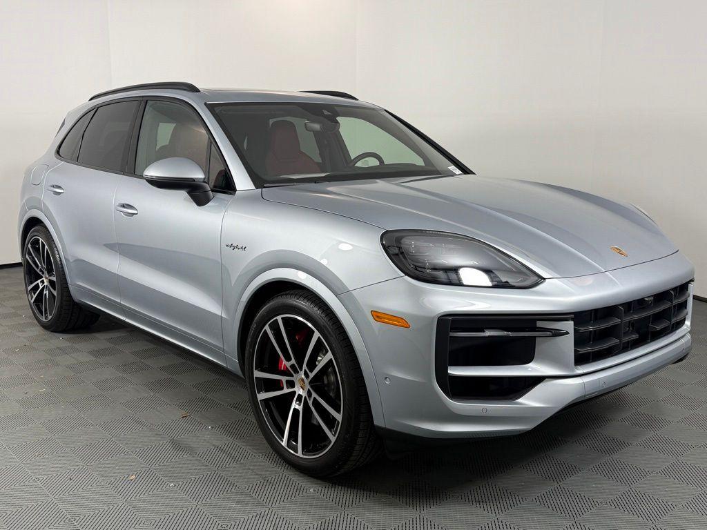 PORSCHE CAYENNE - 9
