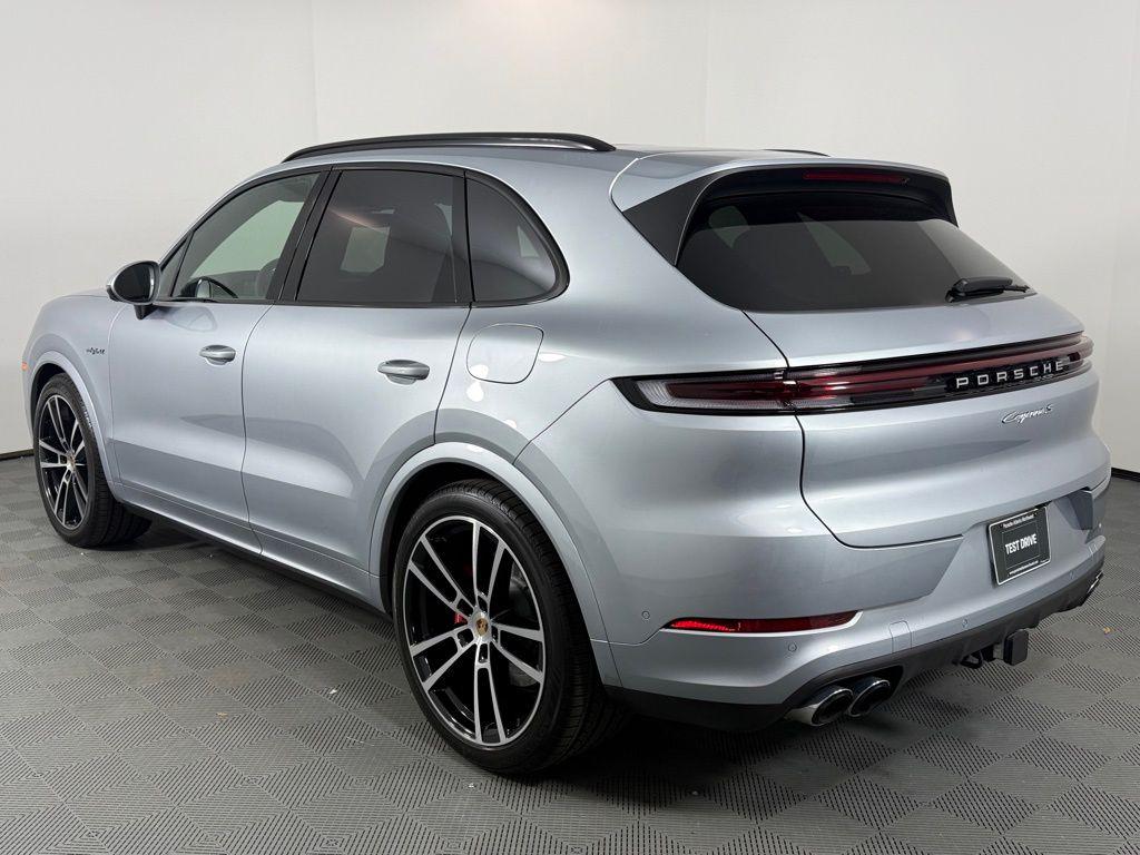 PORSCHE CAYENNE - 3