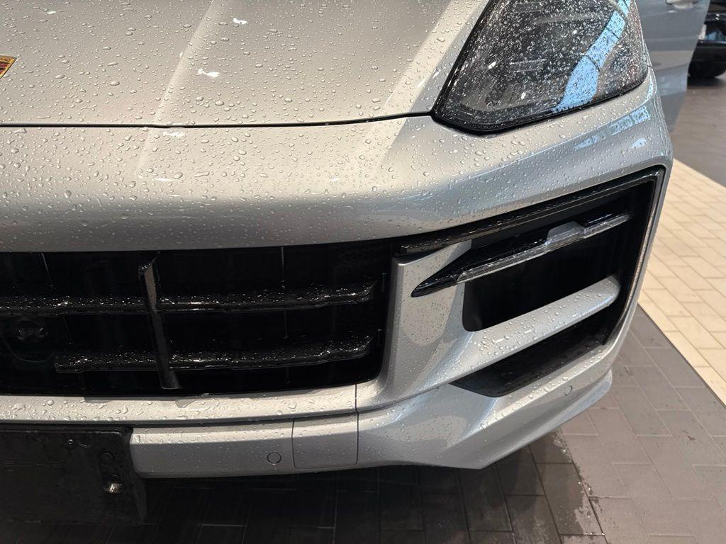 صورة مصغرة 19 لـ 2025 Porsche CAYENNE BASE