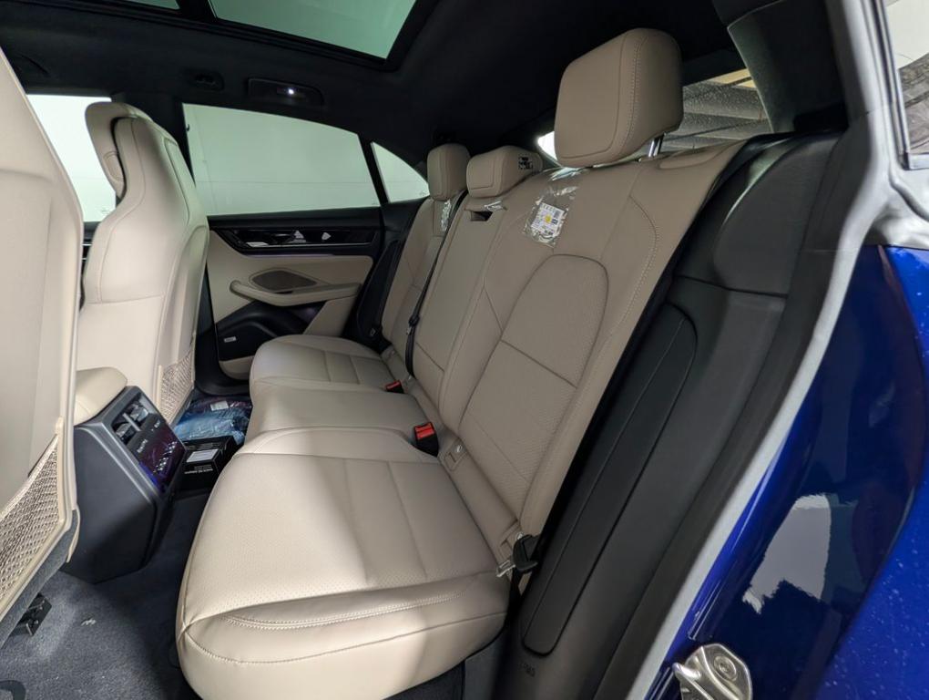 2026 Porsche MACAN 4 缩略图 24