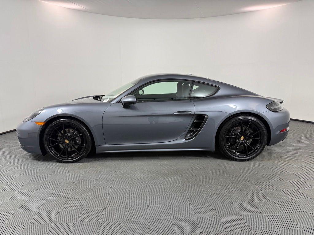 صورة 2 لـ 2025 Porsche 718 CAYMAN BASE