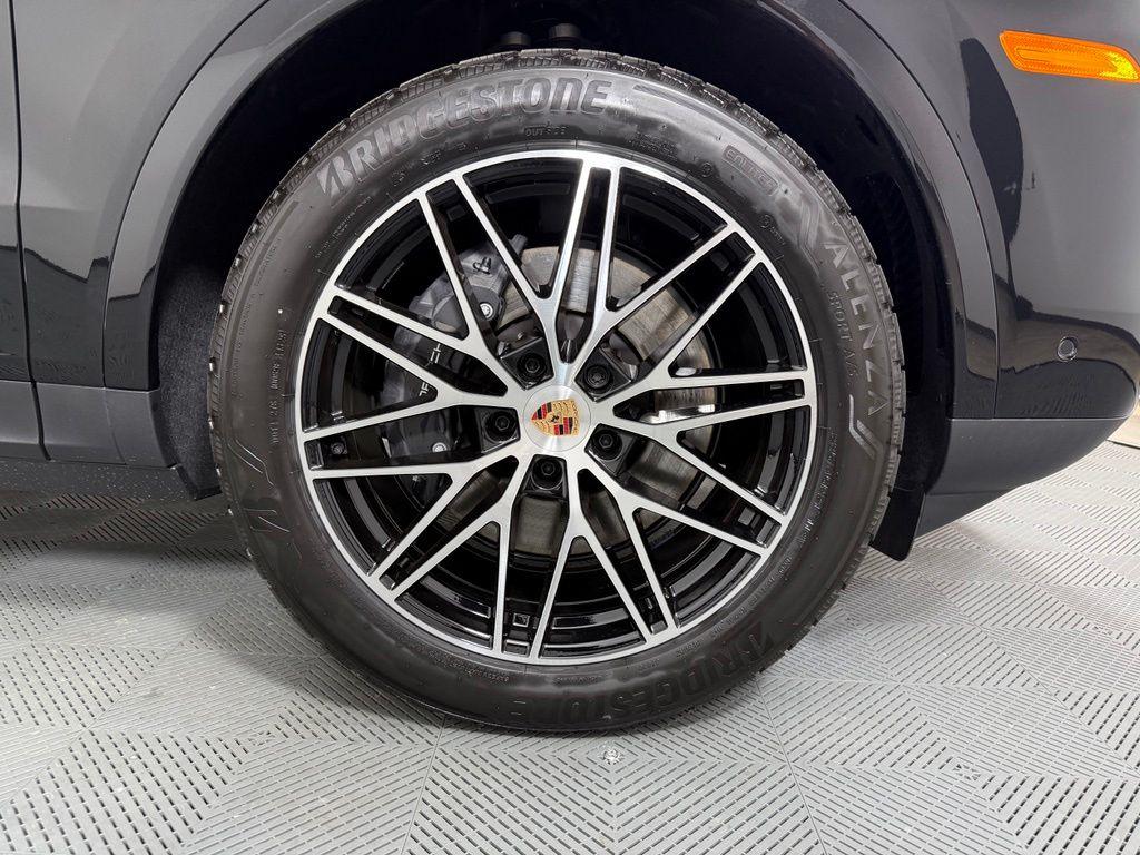 2026 Porsche CAYENNE AWD — миниатюра 14