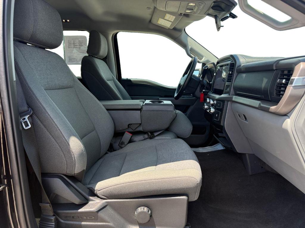 صورة مصغرة 16 لـ 2025 FORD F-150 XLT