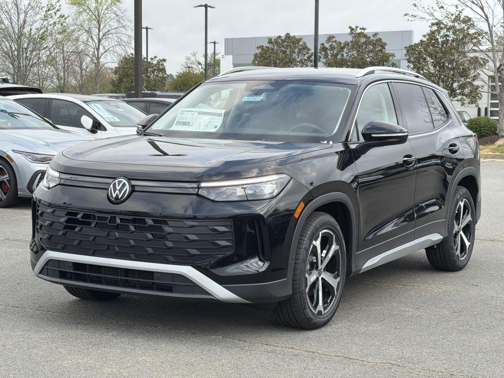 New 2026 Volkswagen Tiguan 2.0T SE