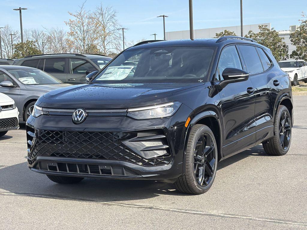 New 2026 Volkswagen Tiguan 2.0T SE R-Line Black
