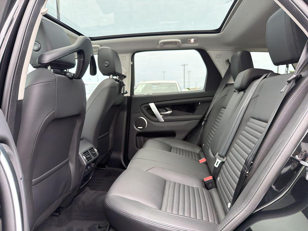 2025 LAND Rover DISCOVERY SPORT S photo 5