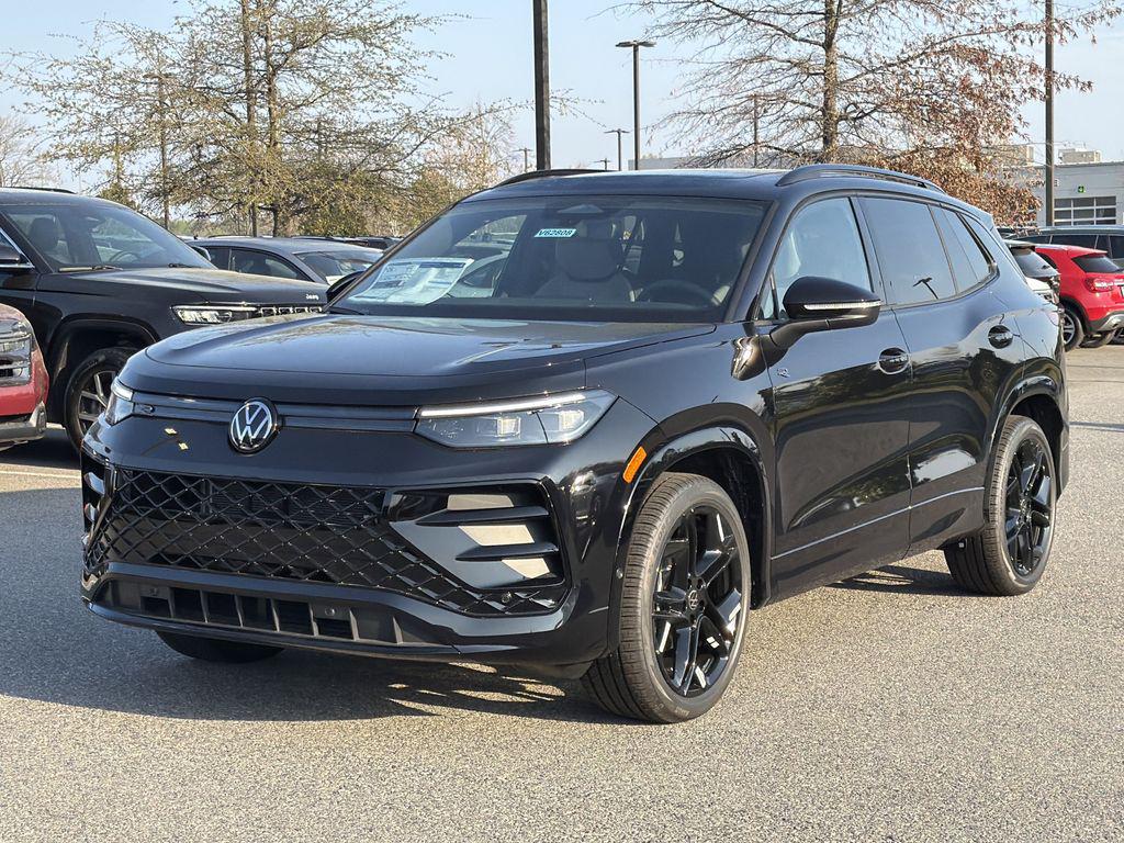 New 2026 Volkswagen Tiguan 2.0T SE R-Line Black
