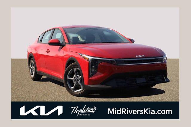New 2025 Kia K4 LXS