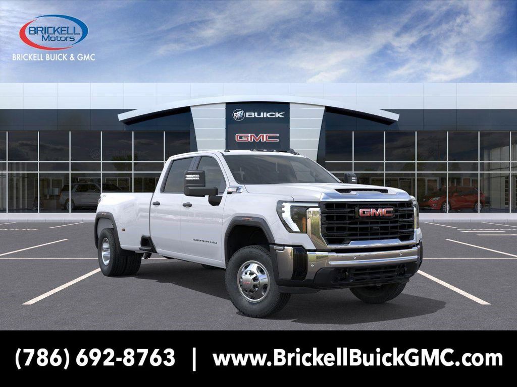 New 2026 GMC Sierra 3500 Base