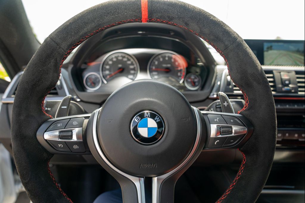 2020 BMW M4 BASE — миниатюра 18