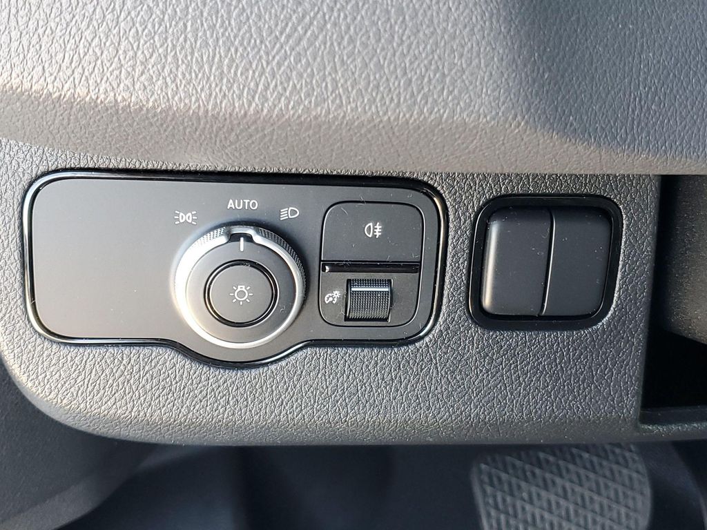 2024 Mercedes-BENZ OTHERS — миниатюра 21