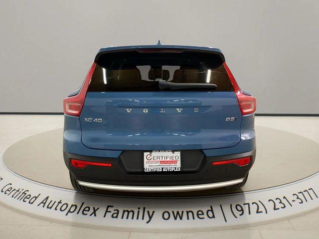 صورة 4 لـ 2025 Volvo XC40 B5 PLUS BRIGHT THEME