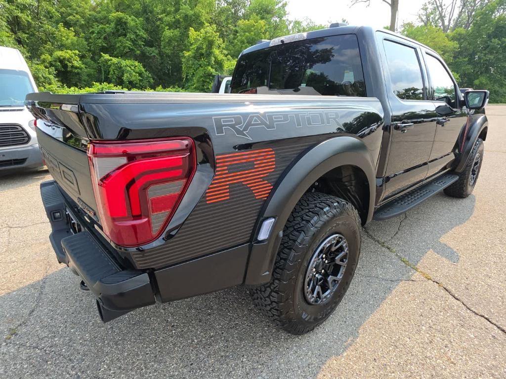صورة 7 لـ 2025 FORD F-150 RAPTOR