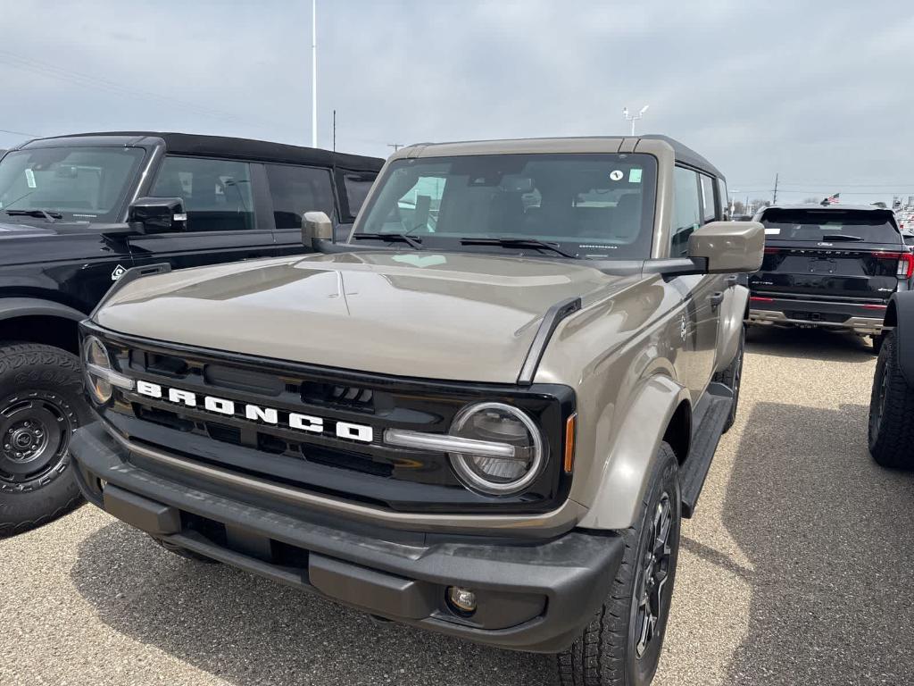 New 2026 Ford Bronco Outer Banks