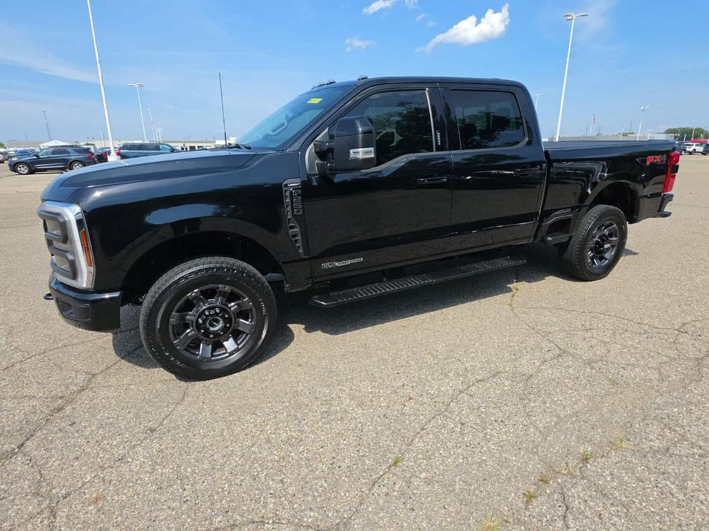 صورة مصغرة 16 لـ 2024 FORD F-250 LARIAT