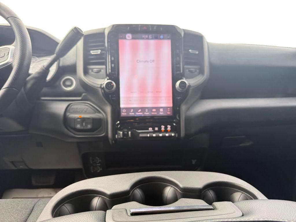 صورة مصغرة 11 لـ 2026 RAM 2500 TRADESMAN