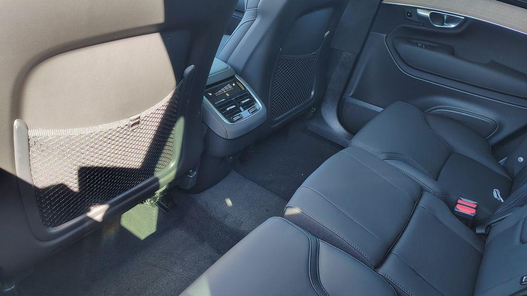 2026 Volvo XC90 B6 PLUS 7-SEATER — миниатюра 29