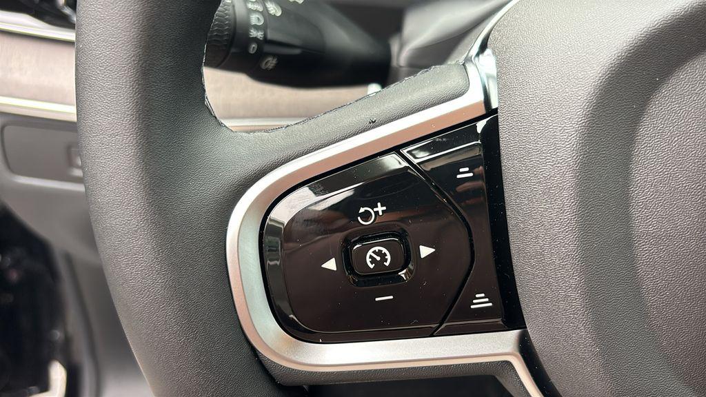 2026 Volvo XC90 B6 ULTRA 缩略图 18