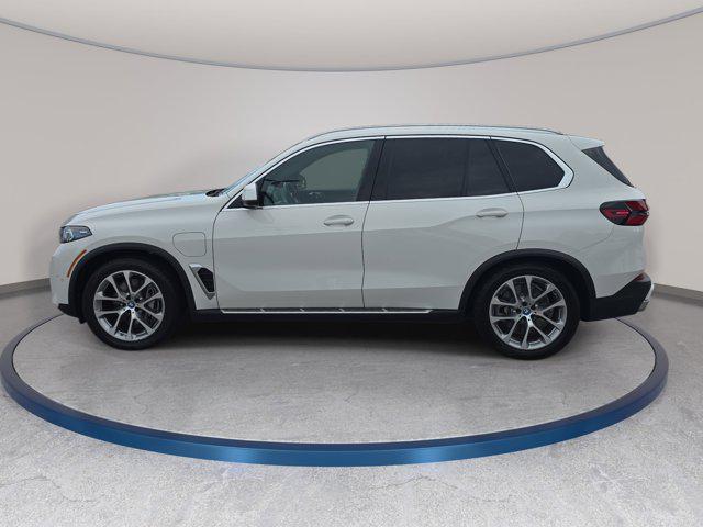 صورة 8 لـ 2025 BMW X5 PHEV XDRIVE50E