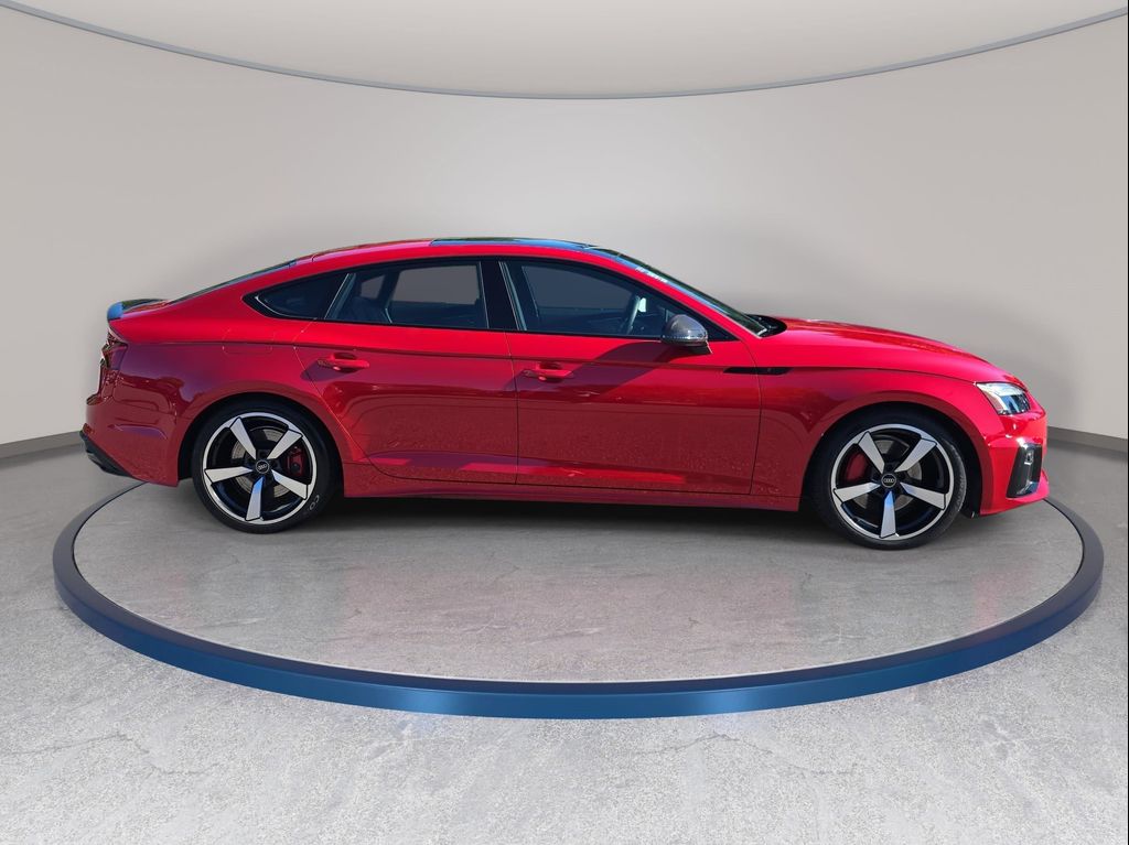 صورة 4 لـ 2024 AUDI A5 SPORTBACK 45 S LINE PREMIUM PLUS