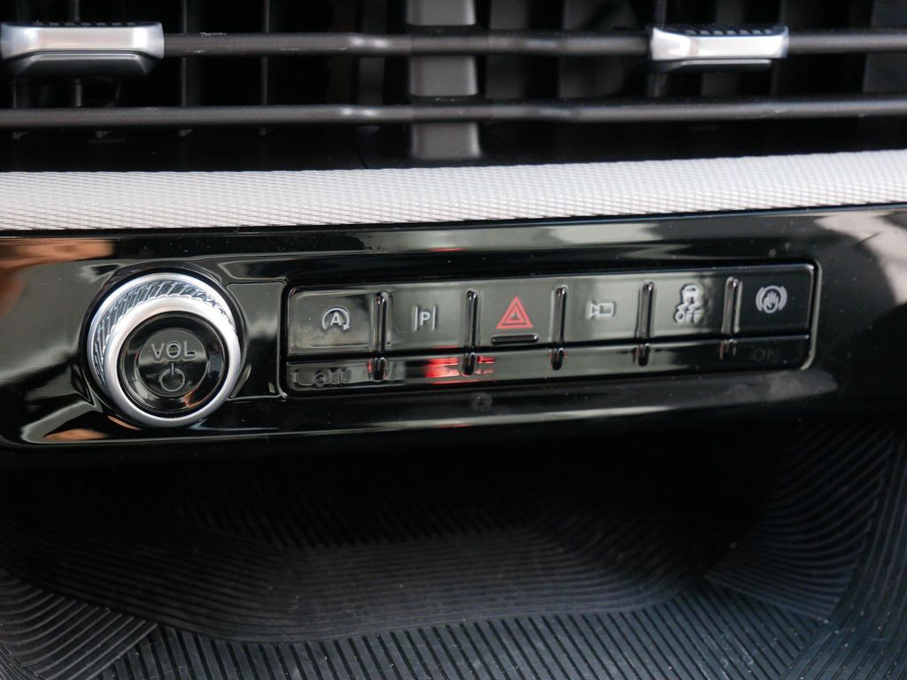 2026 FORD EXPLORER ACTIVE 缩略图 23