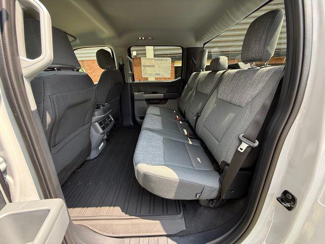 صورة مصغرة 17 لـ 2026 FORD F-350 XLT