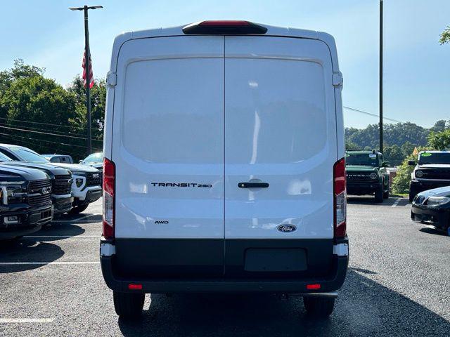 صورة 5 لـ 2026 FORD TRANSIT-250 BASE