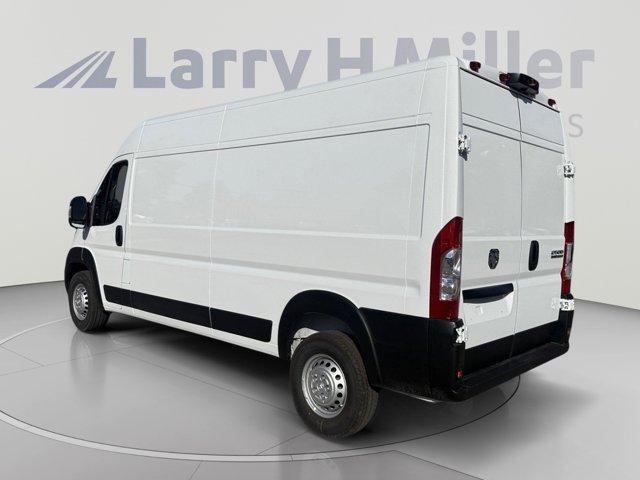 صورة 3 لـ 2026 RAM PROMASTER 2500 HIGH ROOF