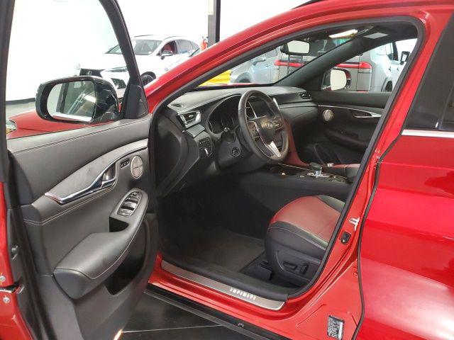 صورة 13 لـ 2023 Infiniti QX55 SENSORY