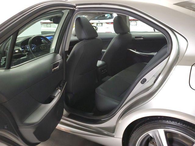 2020 Lexus IS 300 BASE 照片 23