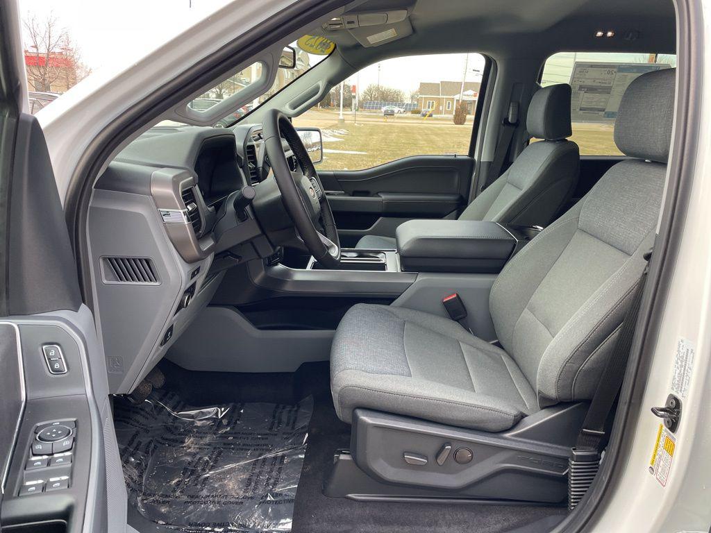 FORD F-150 XLT - 8