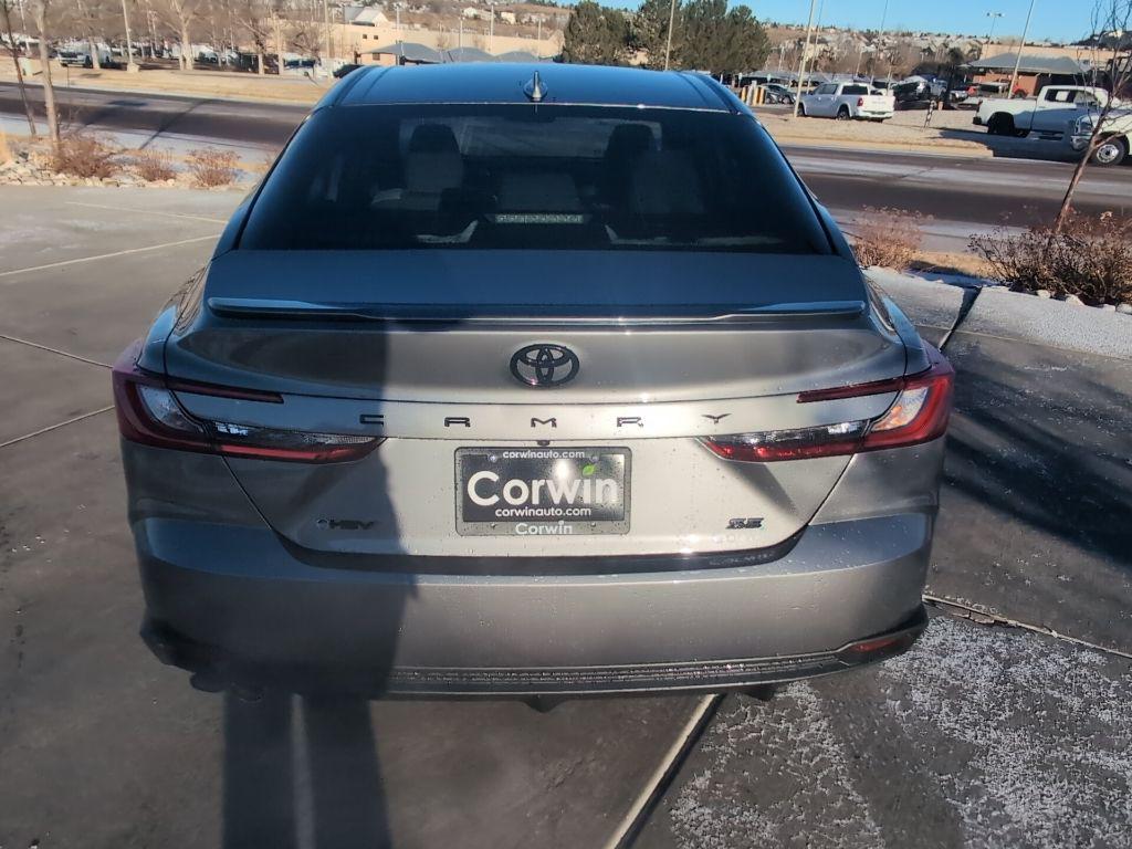 TOYOTA CAMRY - 6