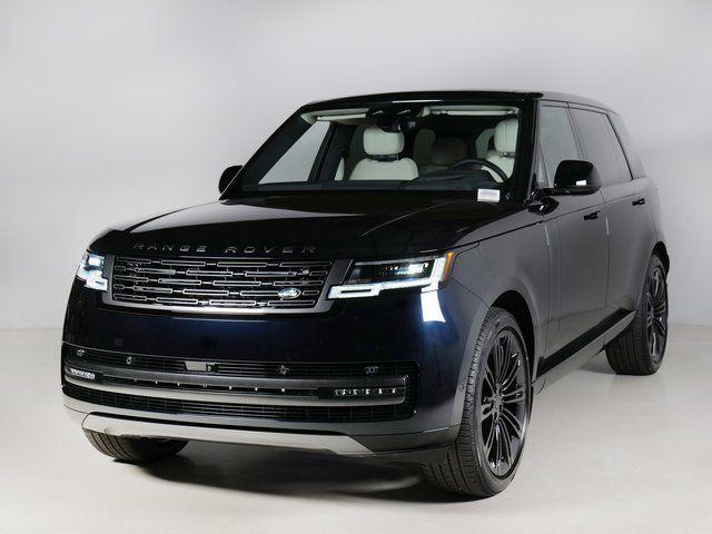New 2026 Land Rover Range Rover P400 SE 7 Seat