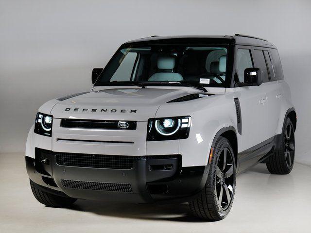 New 2026 Land Rover Defender P400 X-Dynamic SE