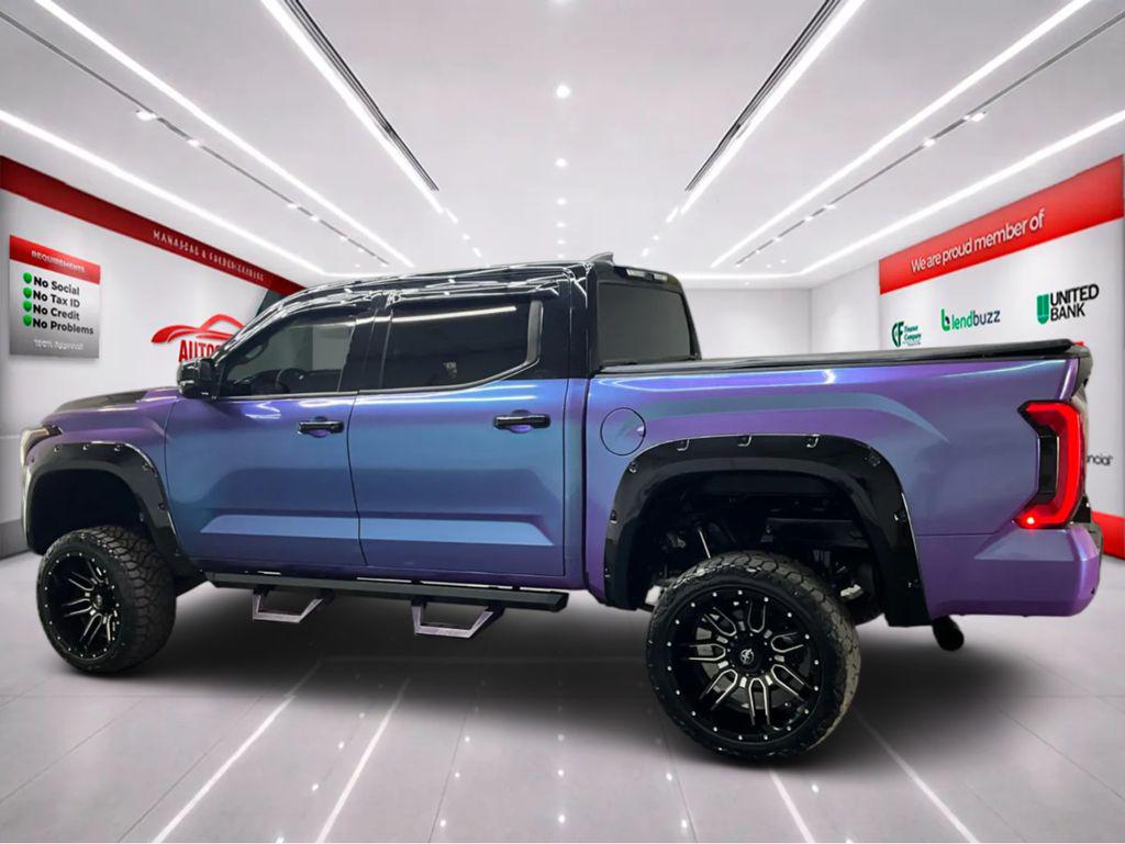 صورة 4 لـ 2024 Toyota TUNDRA SR5